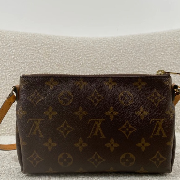 Authentic Pre-Owned Louis Vuitton Pochette Pallas BB Marrone - Picture 3 of 16